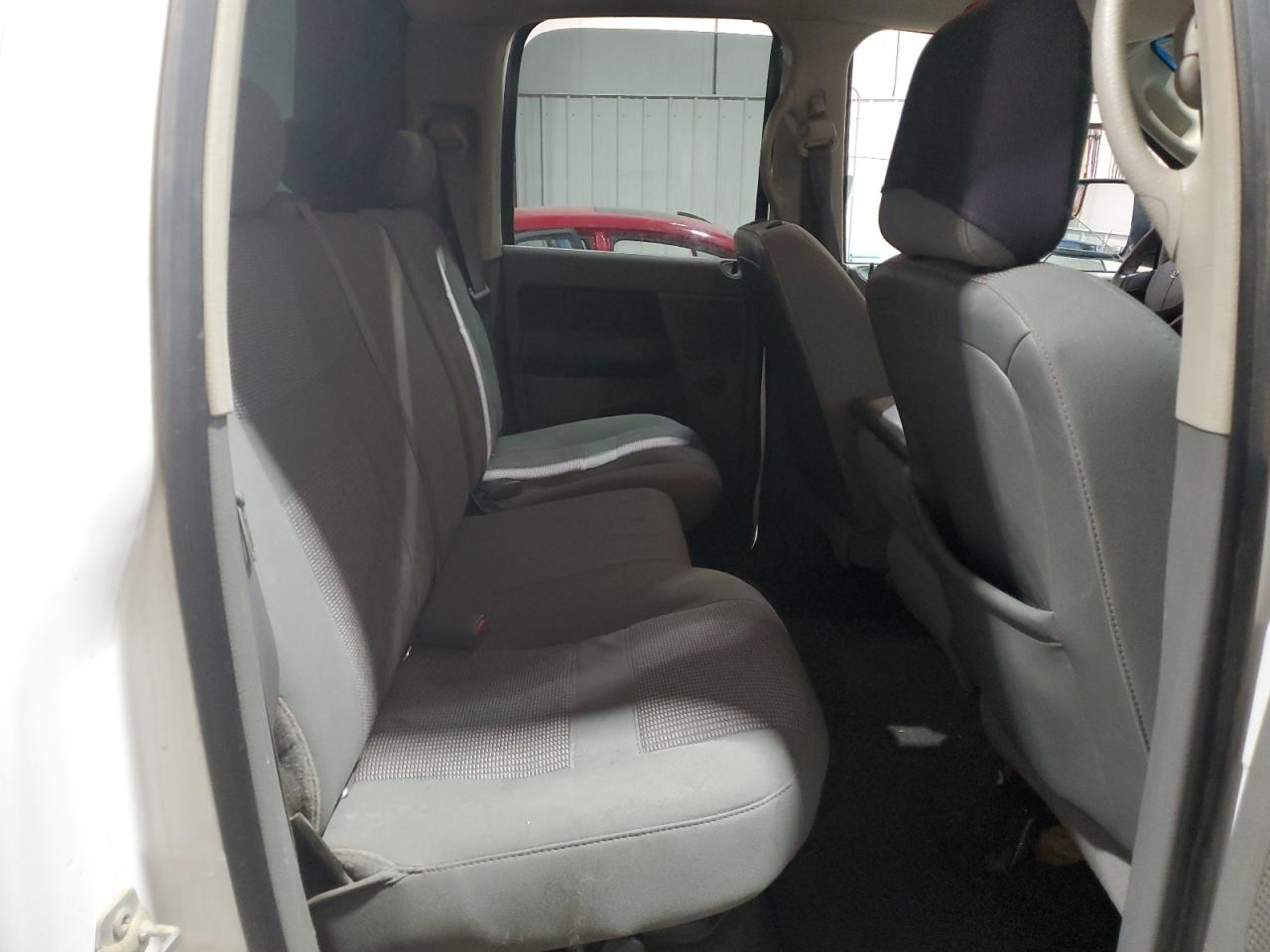 2007 Dodge RAM - Image 11