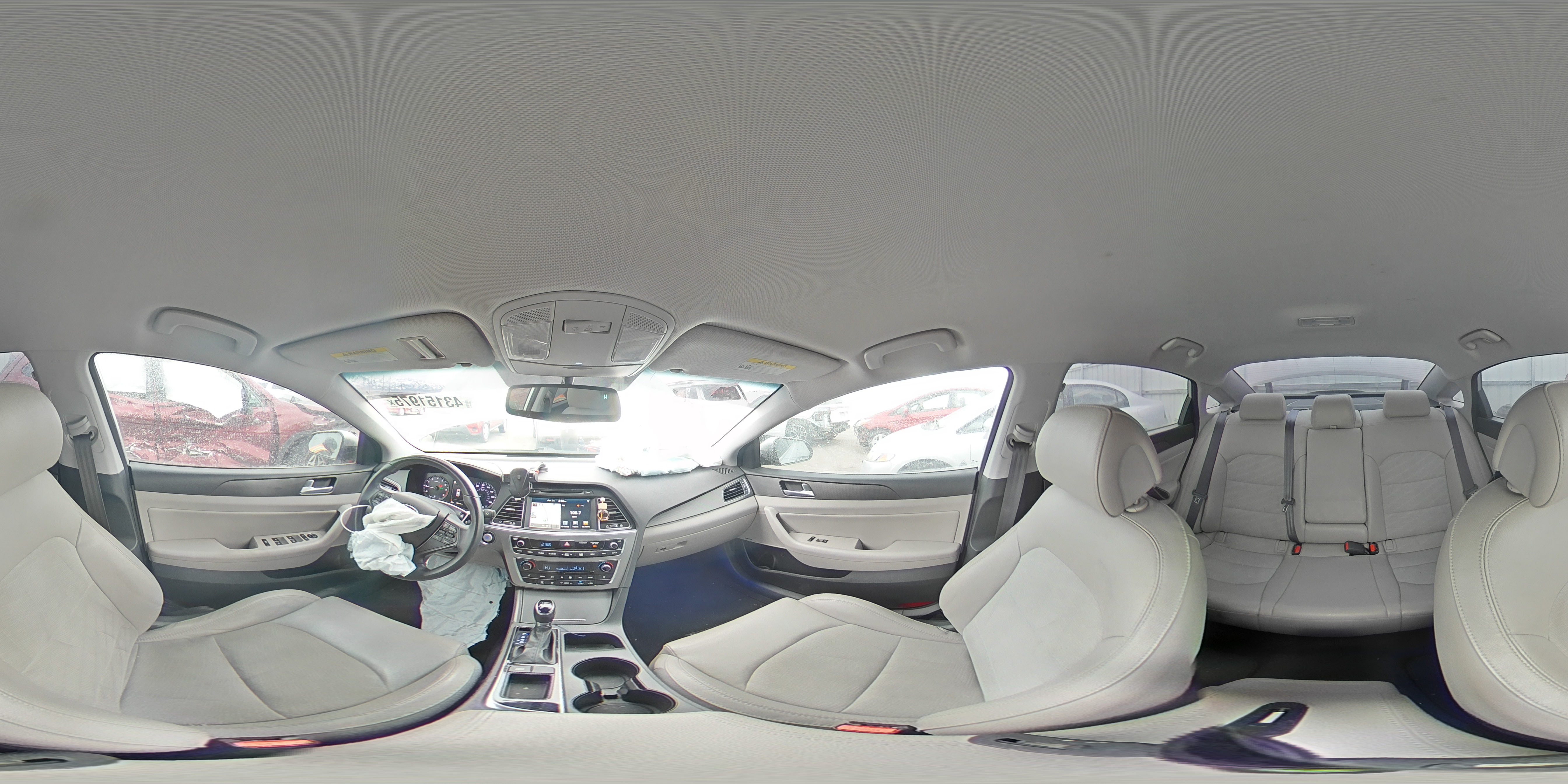 2015 Hyundai Sonata - Image 13