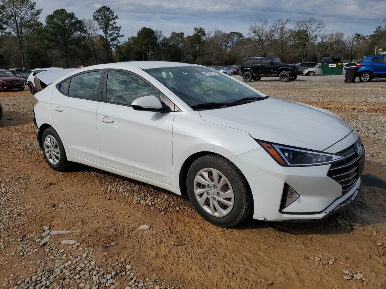 2019 Hyundai Elantra - Image 4