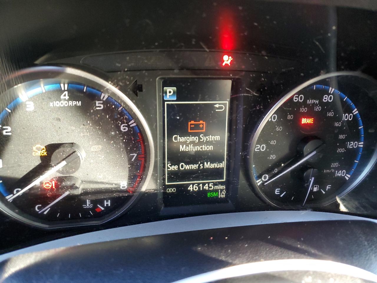 2018 Toyota RAV 4 - Image 9