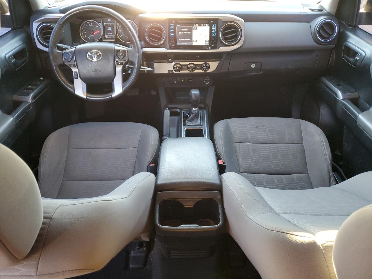 2016 Toyota Tacoma - Image 8