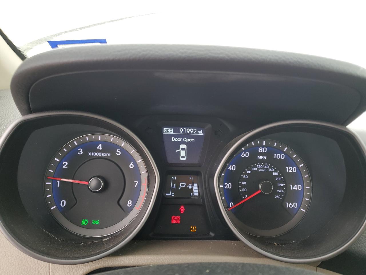 2015 Hyundai Elantra - Image 9
