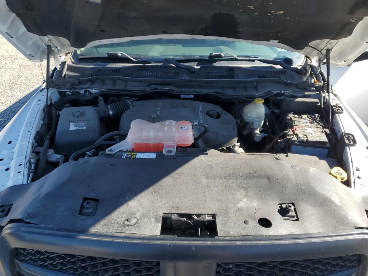 2016 RAM 1500 - Image 11