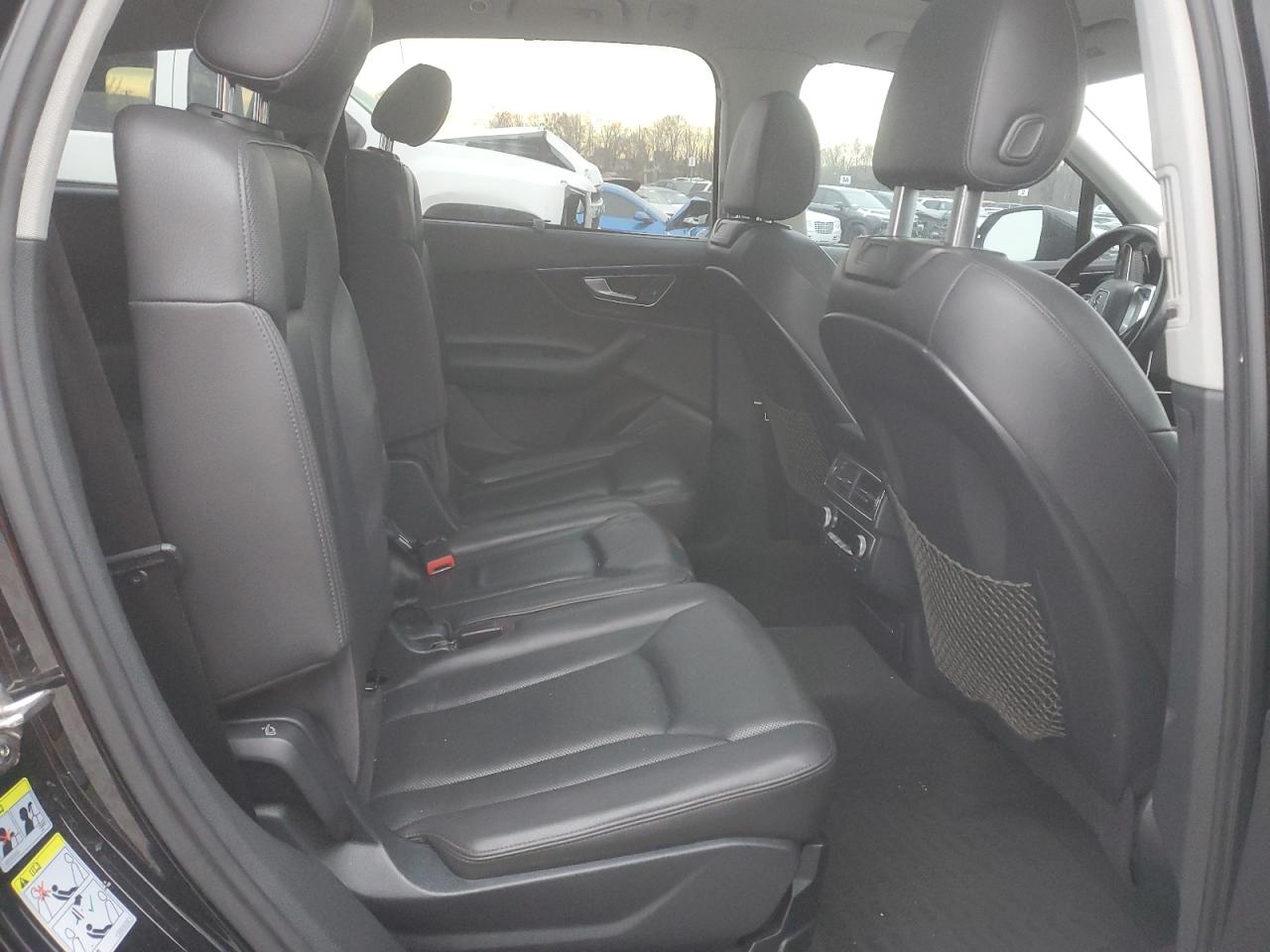 2017 Audi Q7 - Image 11