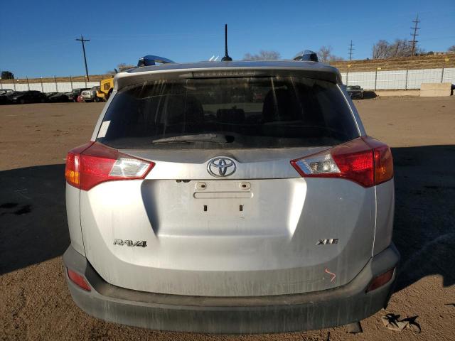 Паркетники TOYOTA RAV4 2015 Сріблястий