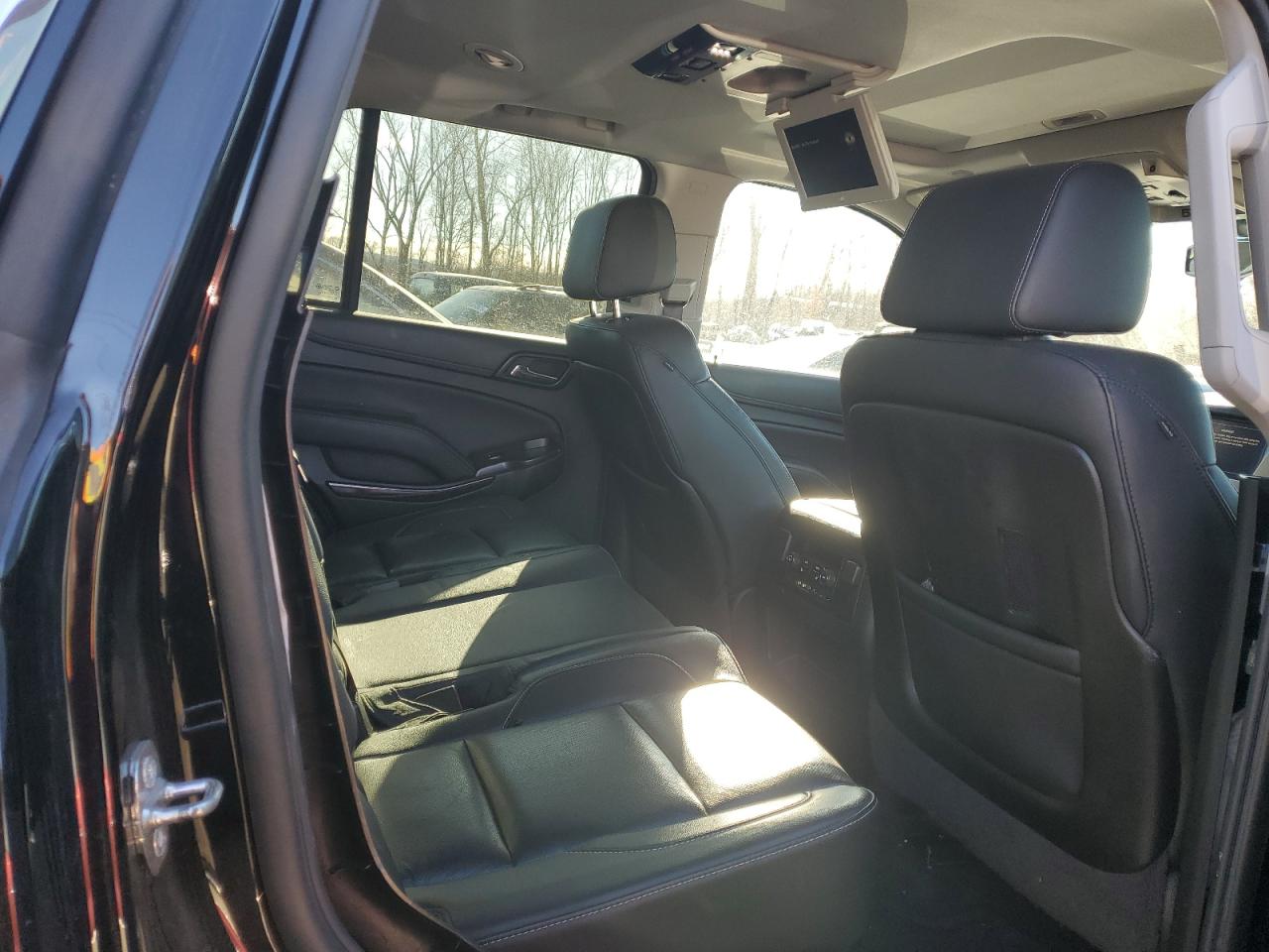 2015 GMC Yukon - Image 10