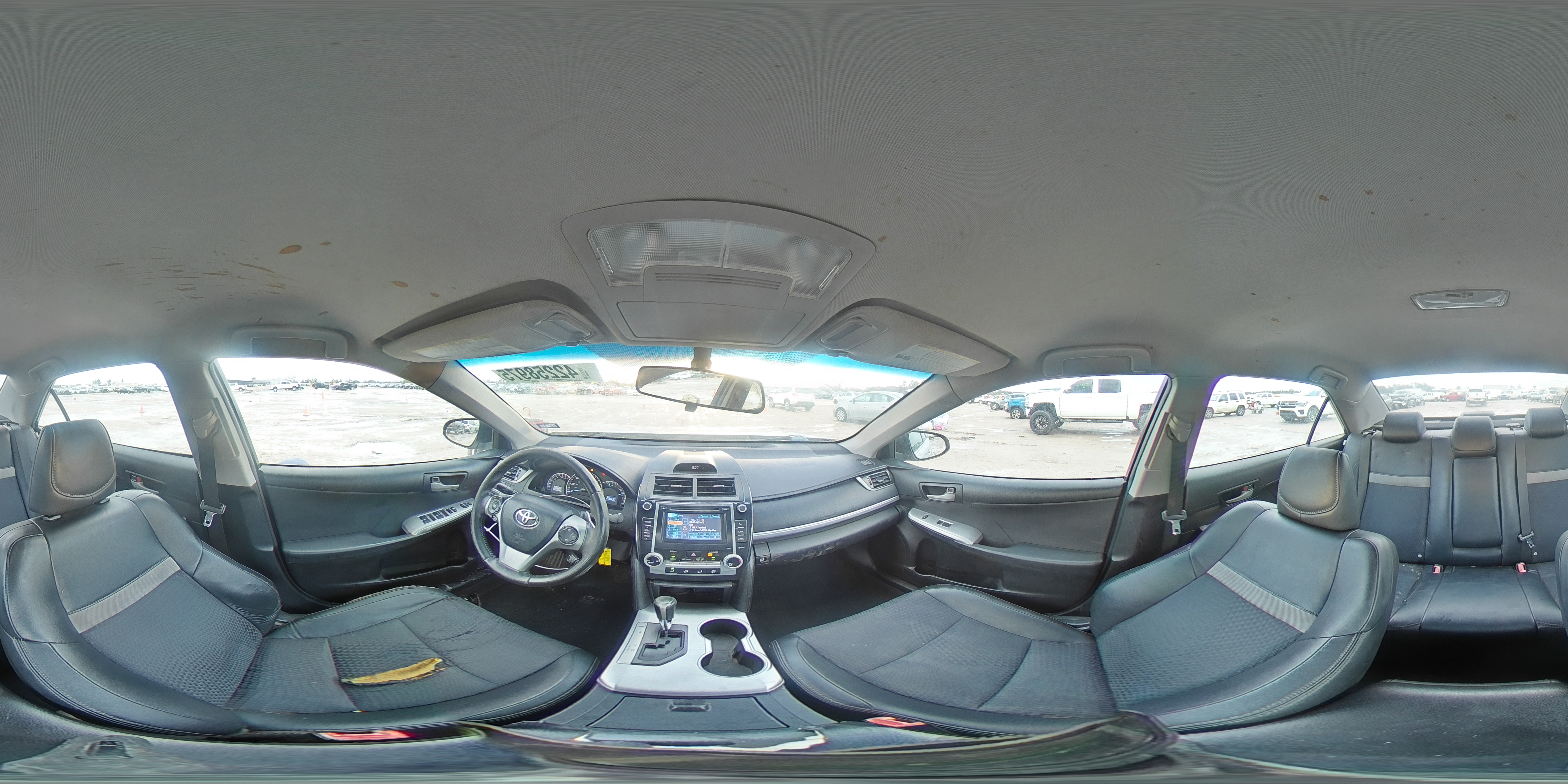 2012 Toyota Camry - Image 12