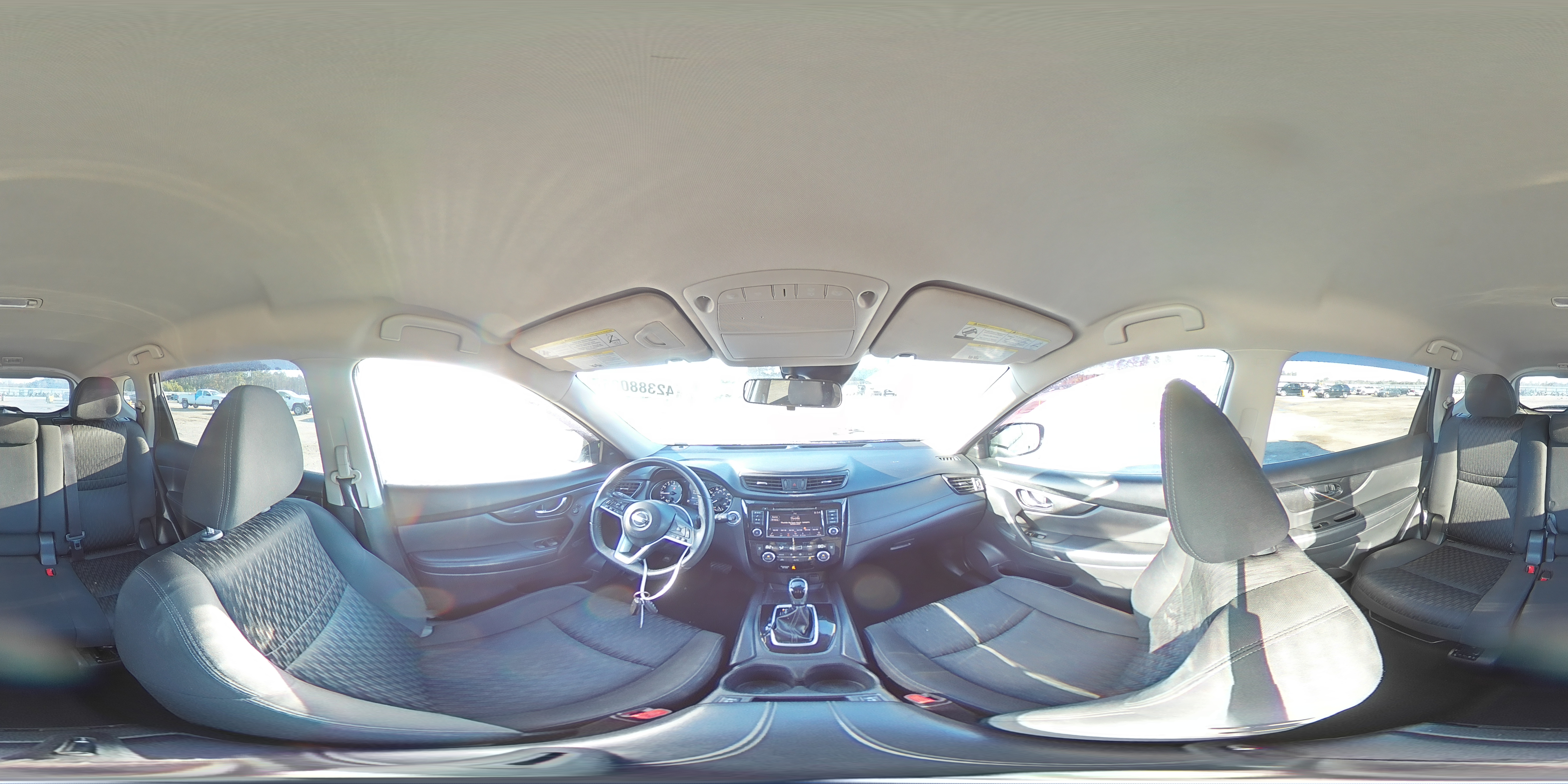 2020 Nissan Rogue - Image 13