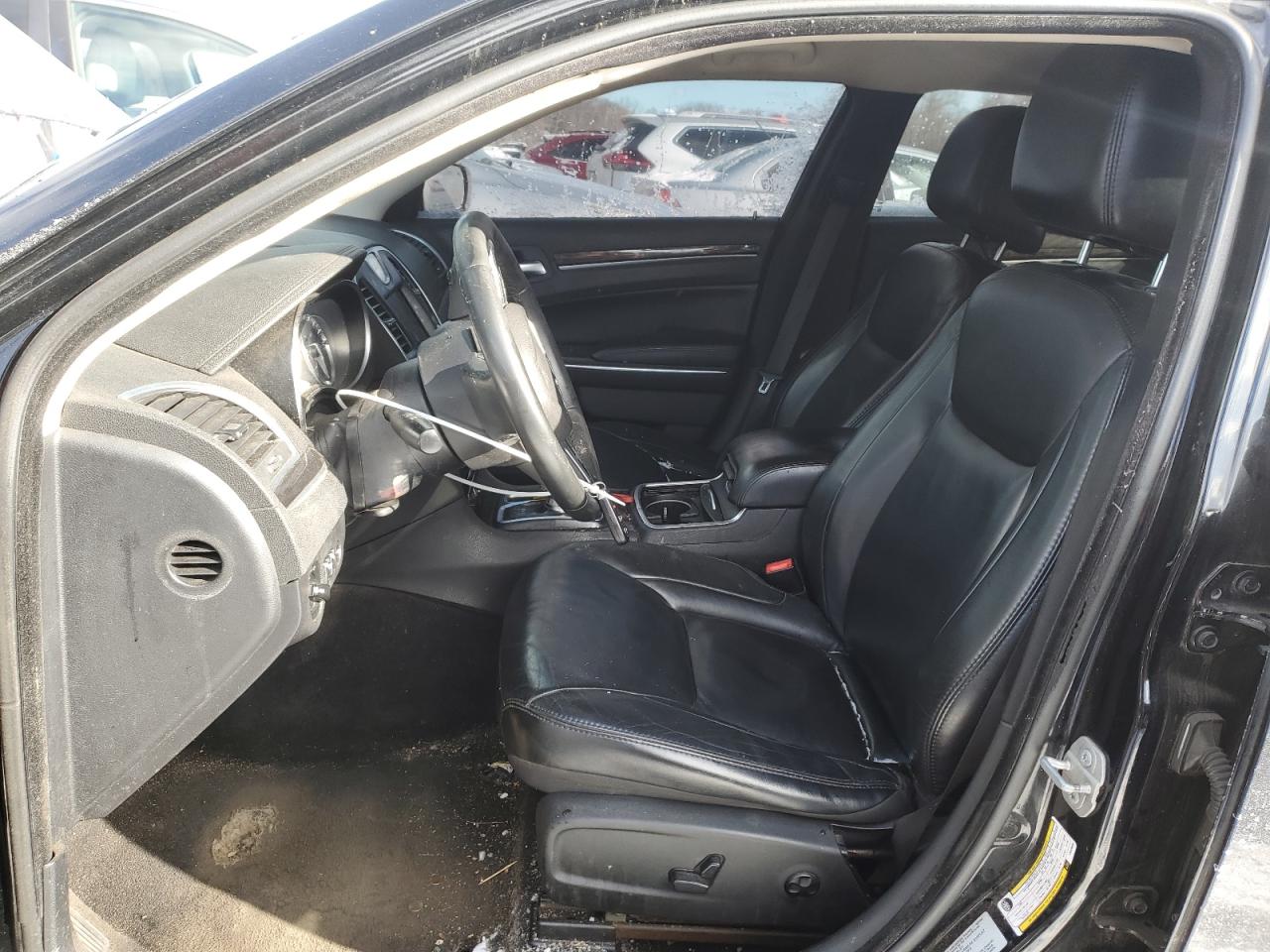 2015 Chrysler 300 Limited VIN: 2C3CCAAG4FH920650 Lot: 41760525