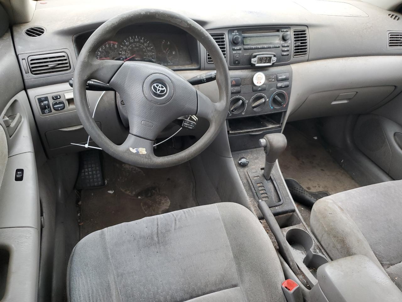 2004 Toyota Corolla - Image 8
