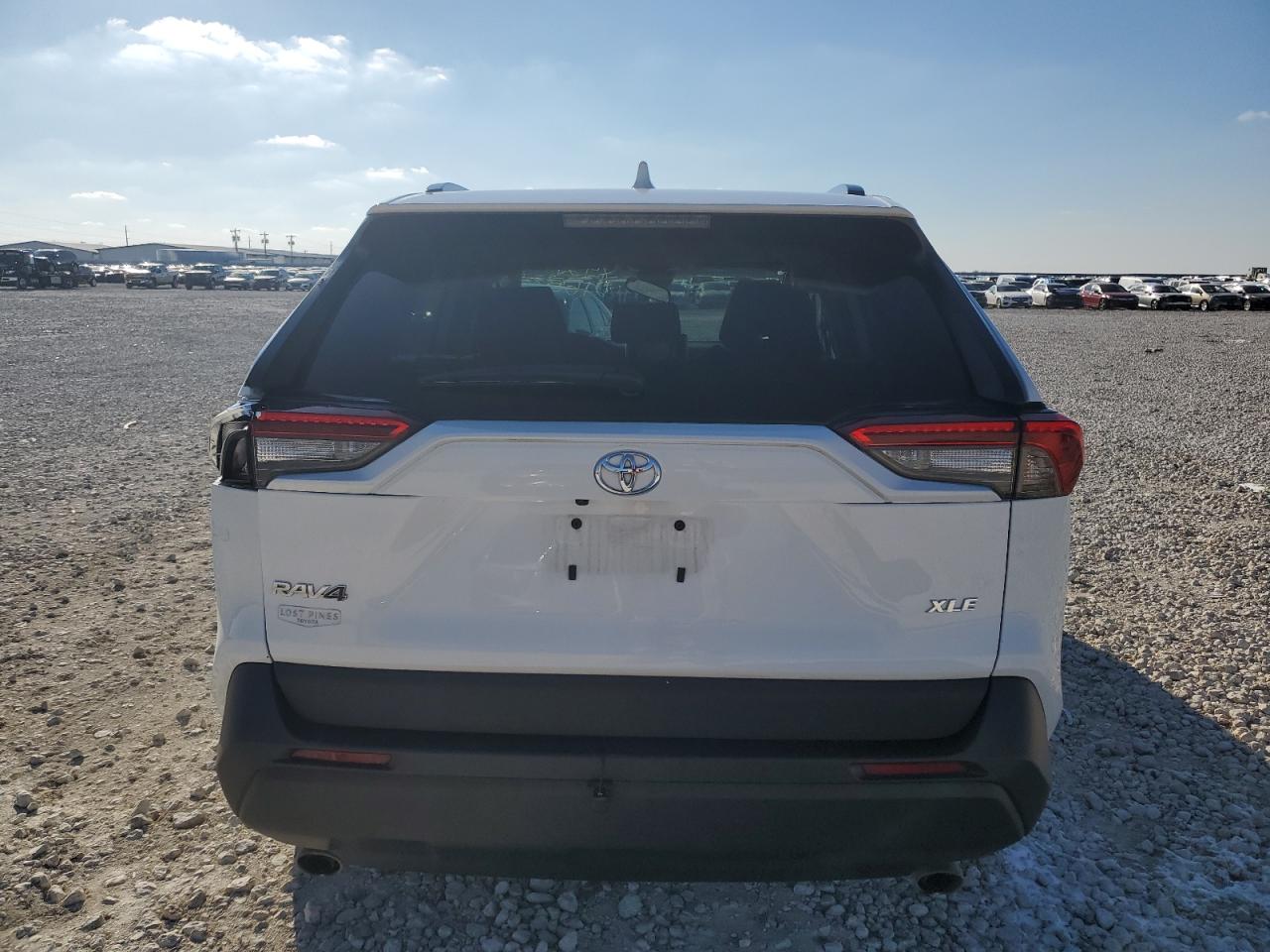 2021 Toyota RAV 4 - Image 6