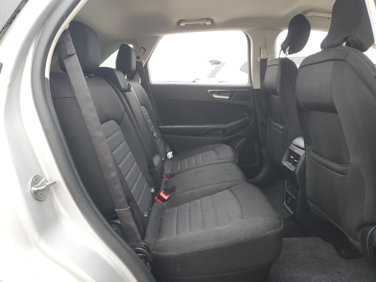 2015 Ford Edge - Image 11