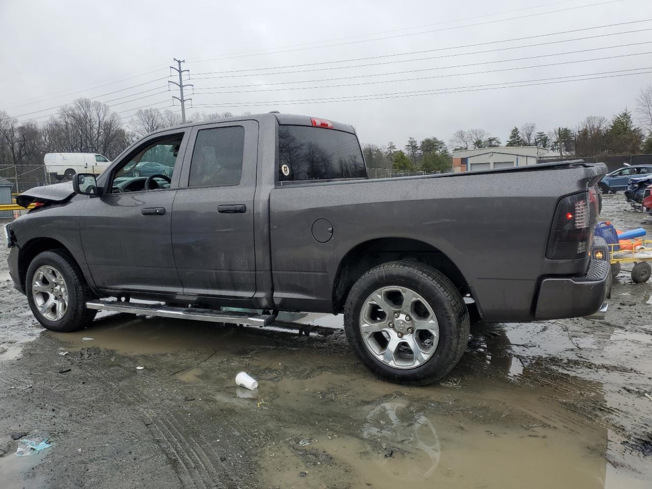 2015 RAM 1500 - Image 2