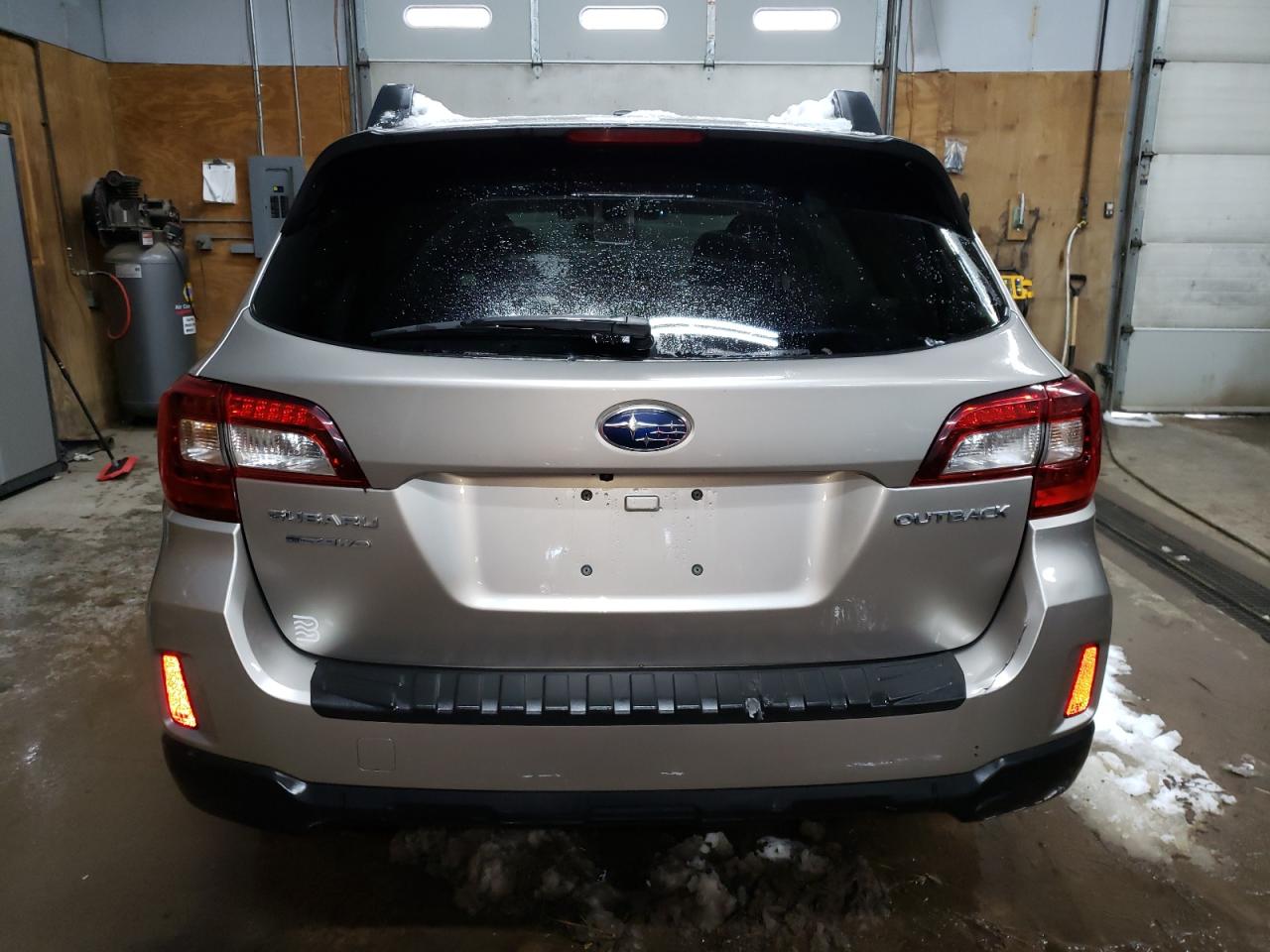 2015 Subaru Outback - Image 6