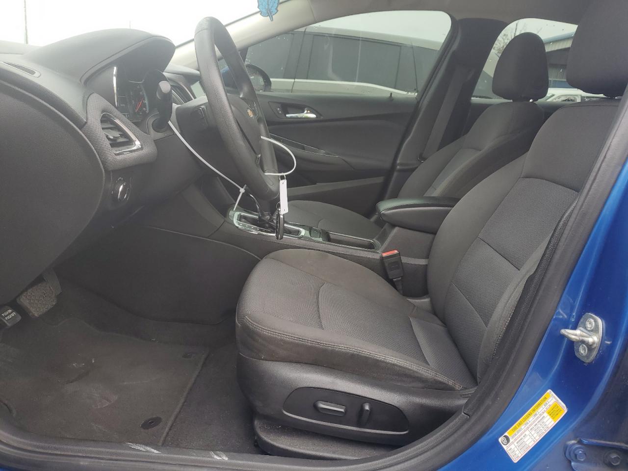 2018 Chevrolet Cruze - Image 7