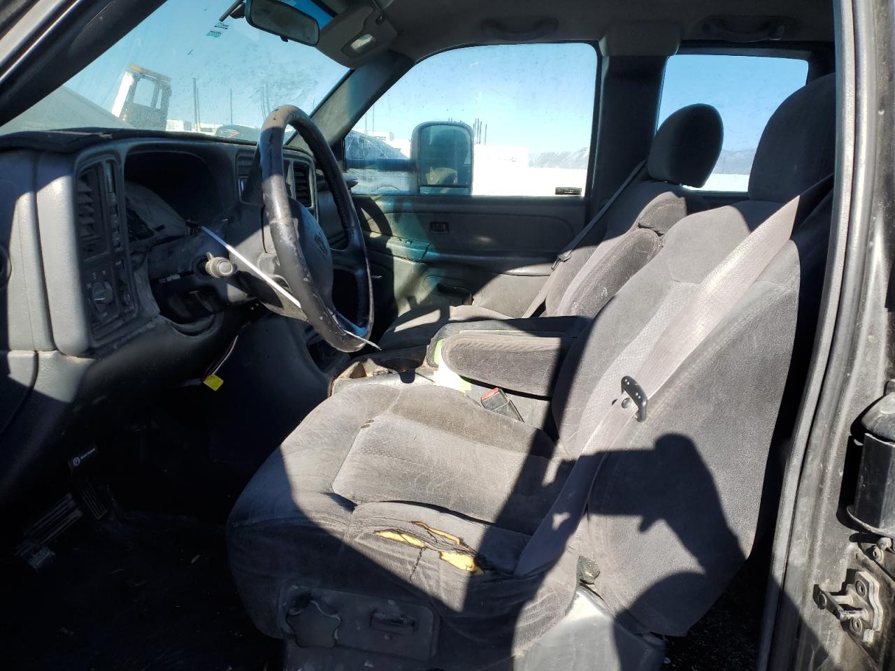 2001 Chevrolet Silverado - Image 7