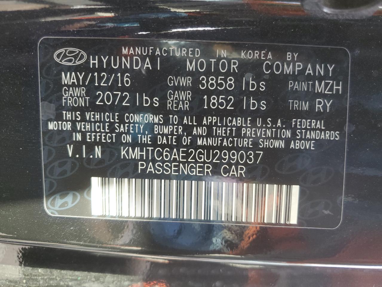 2016 Hyundai Veloster - Image 12