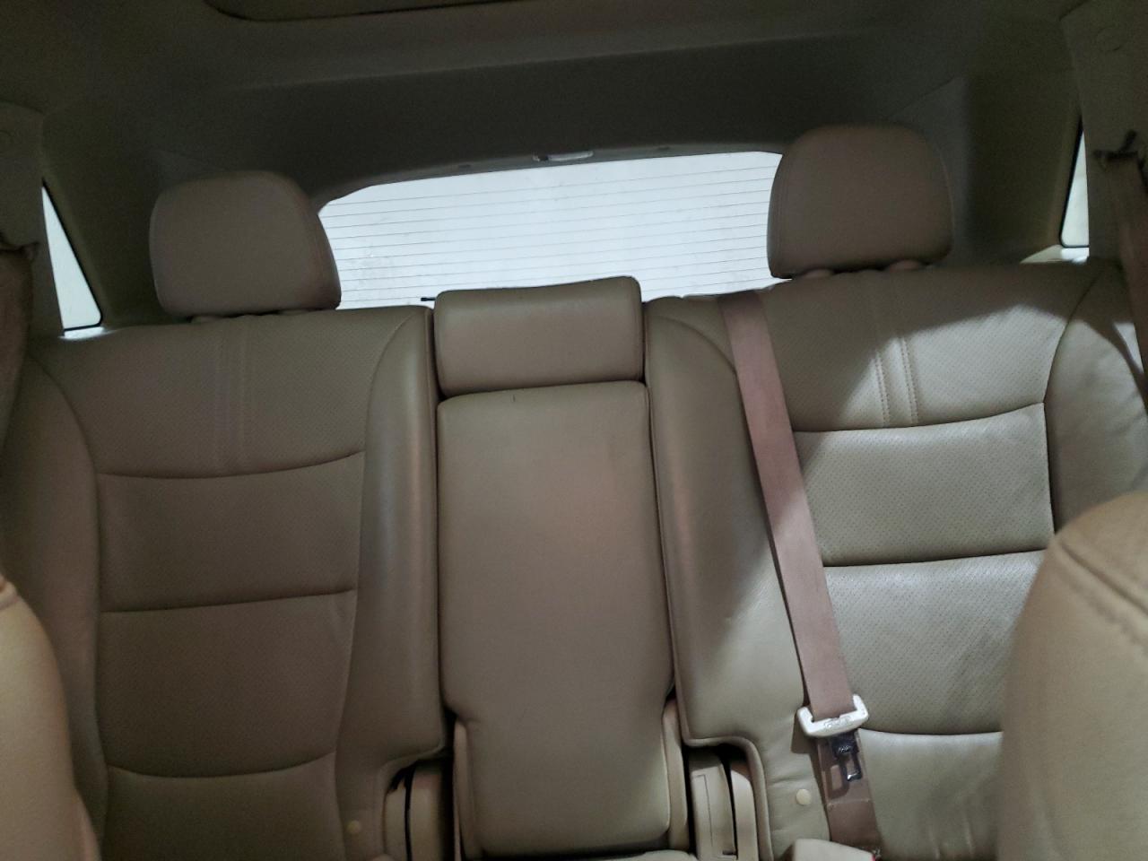 2011 Kia Sorento - Image 10
