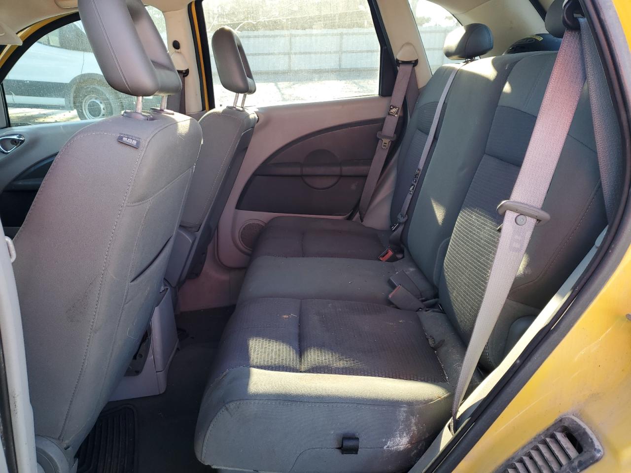 2006 Chrysler PT Cruiser - Image 10