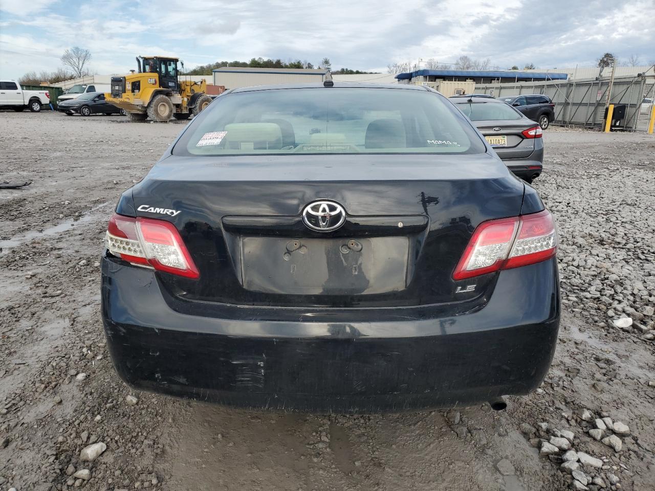 2010 Toyota Camry - Image 6
