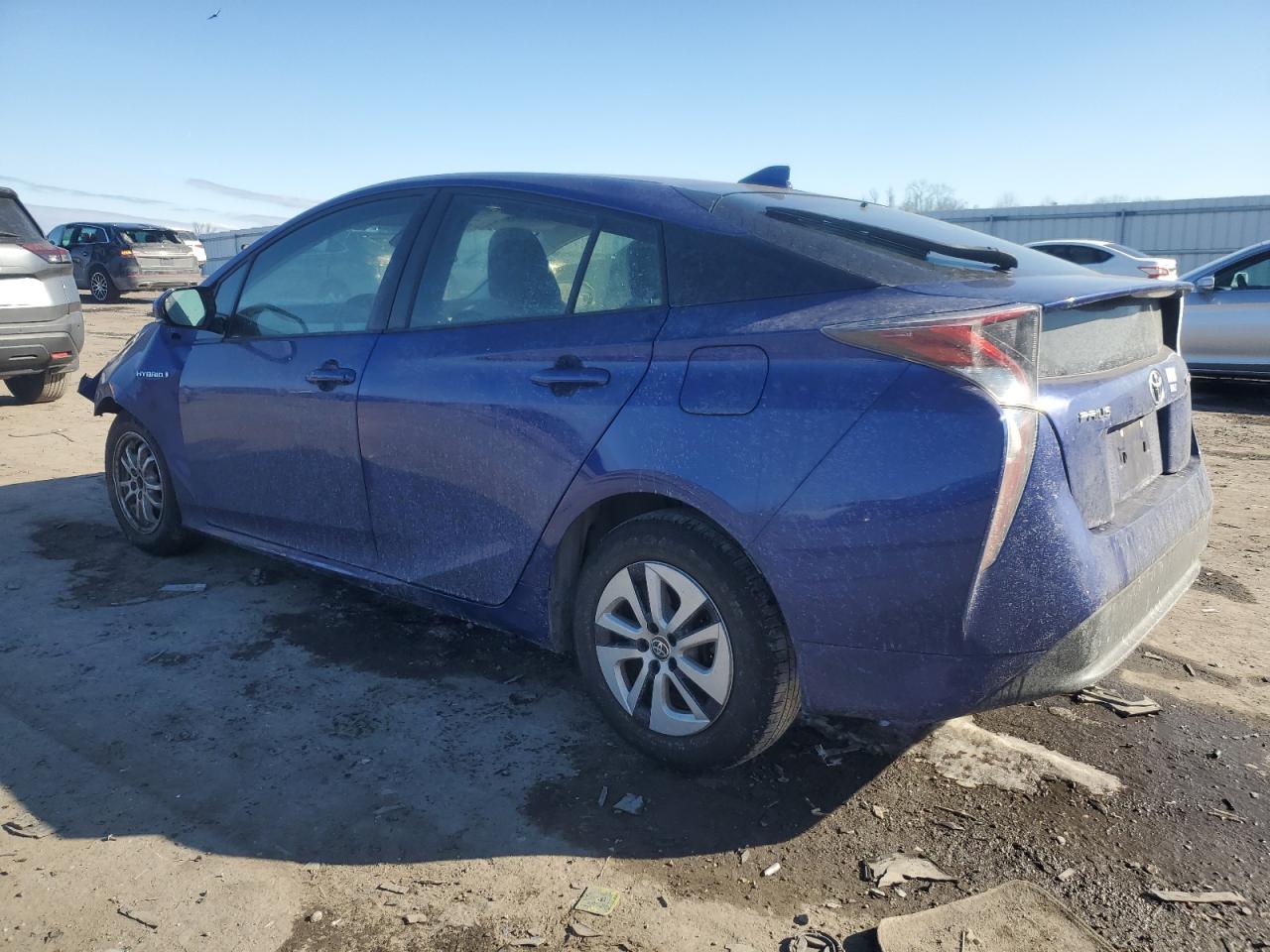 2017 Toyota Prius - Image 2