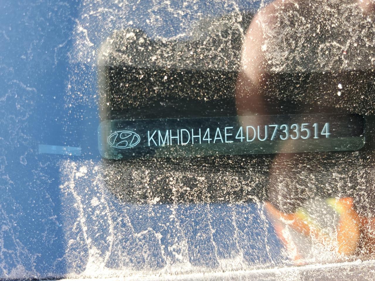 2013 Hyundai Elantra - Image 13