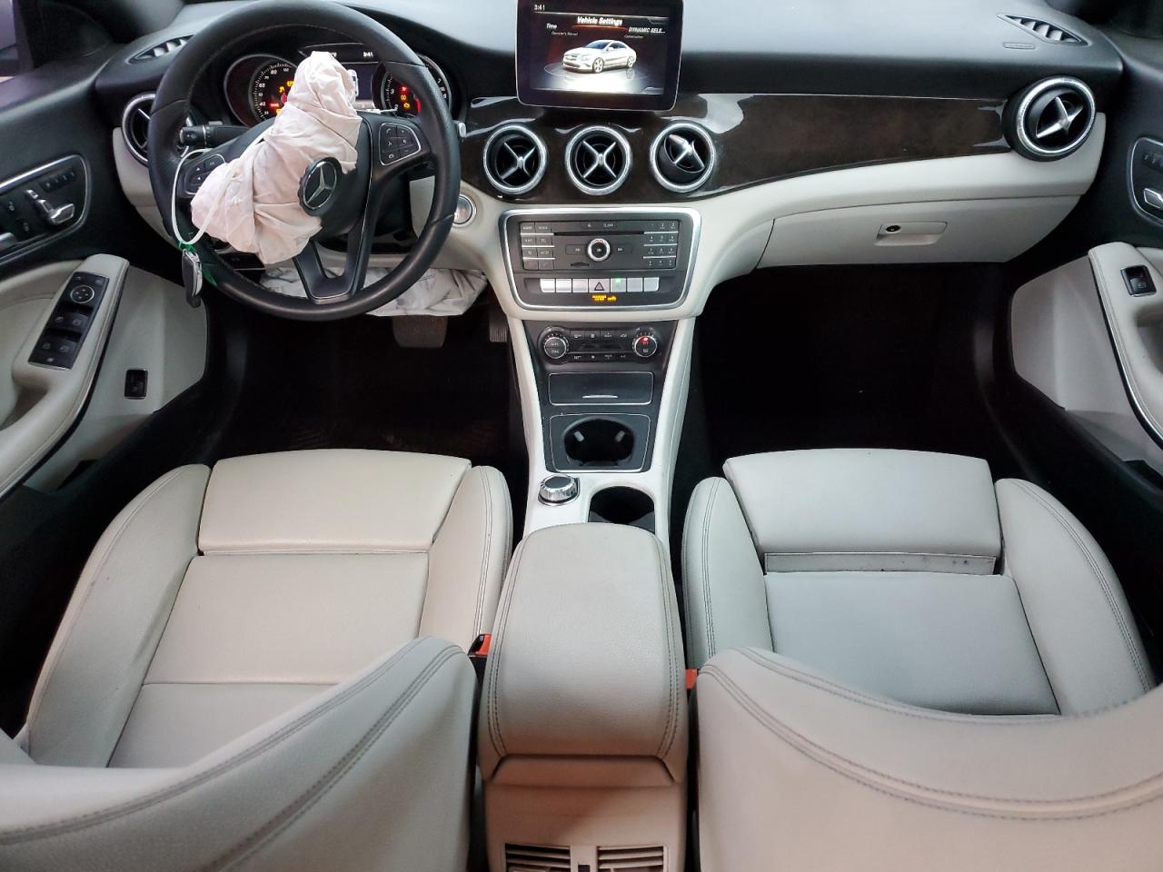 2018 Mercedes-Benz CLA-klasse - Image 8