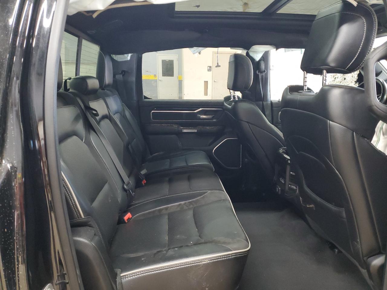 2021 RAM 1500 - Image 10