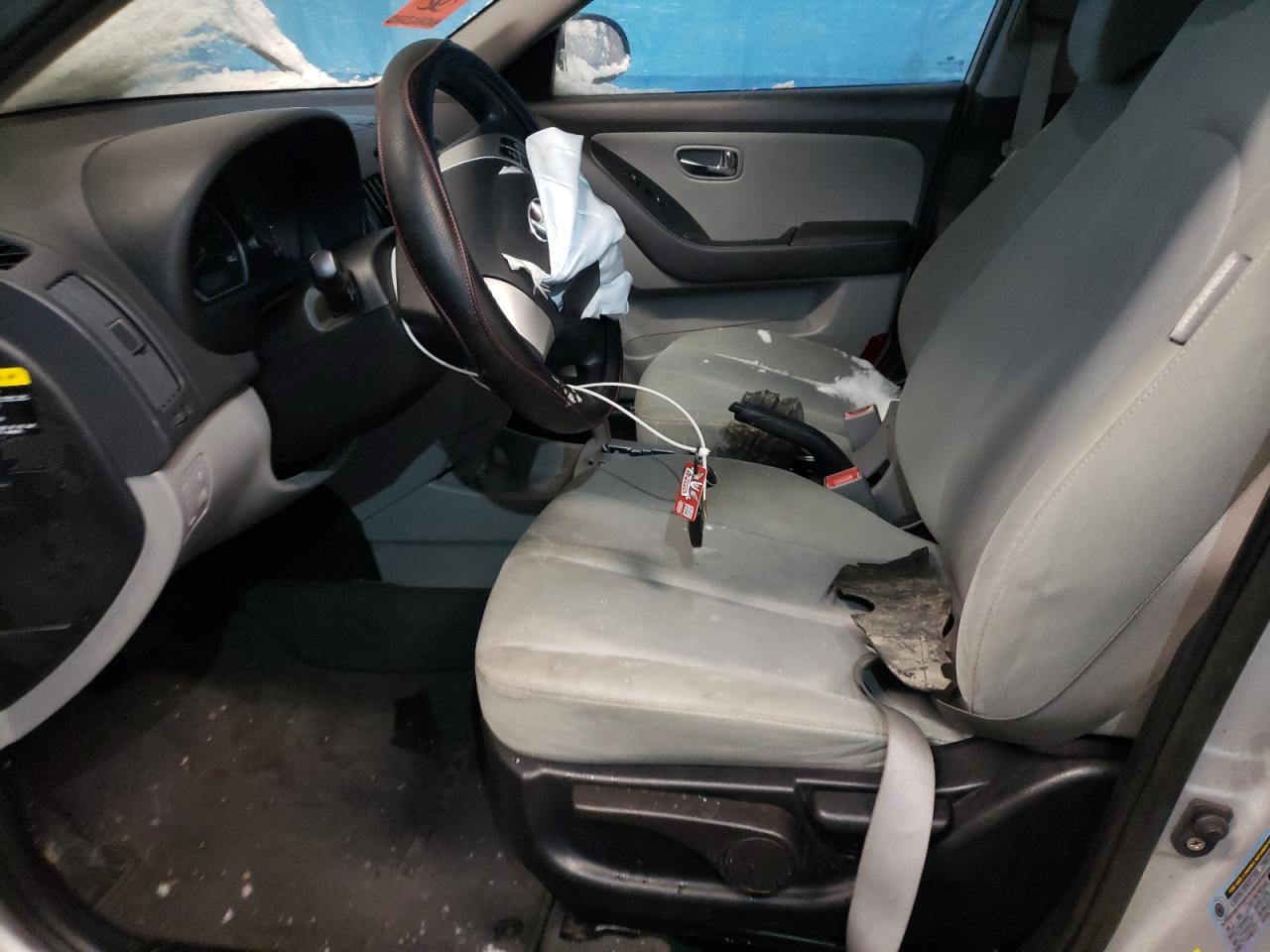 2009 Hyundai Elantra - Image 7