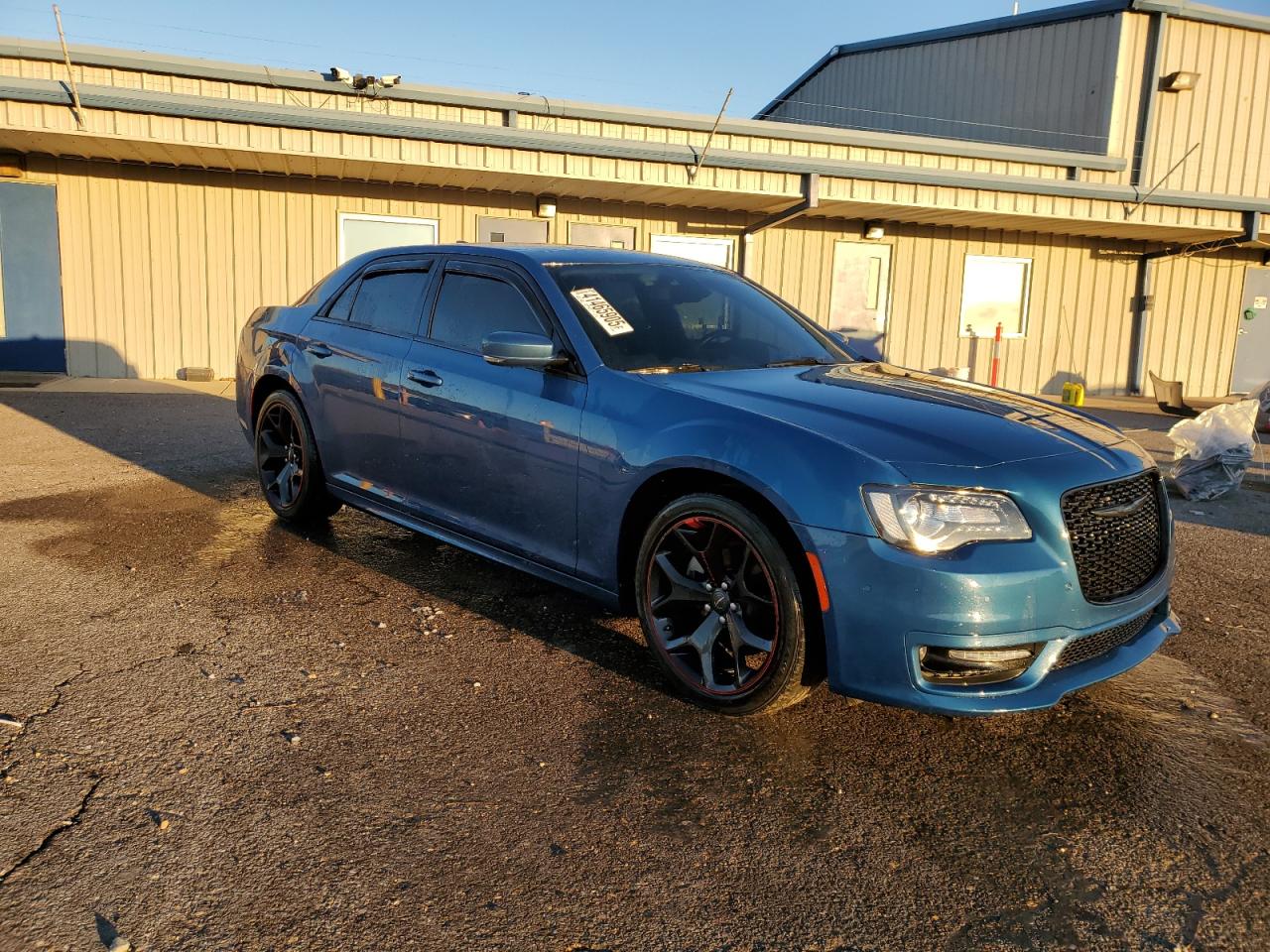 2021 Chrysler 300 - Image 4