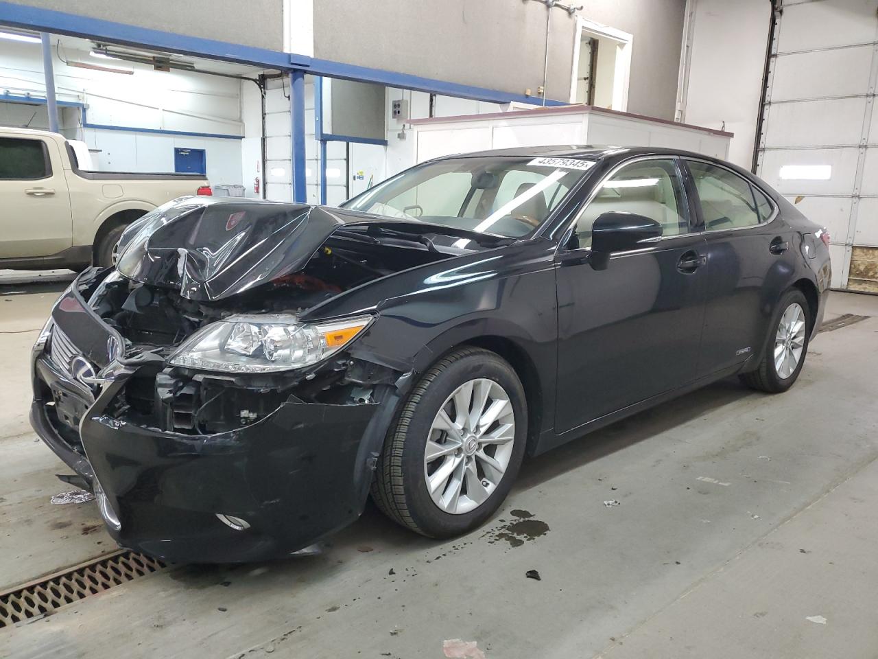 2014 Lexus ES - Image 1