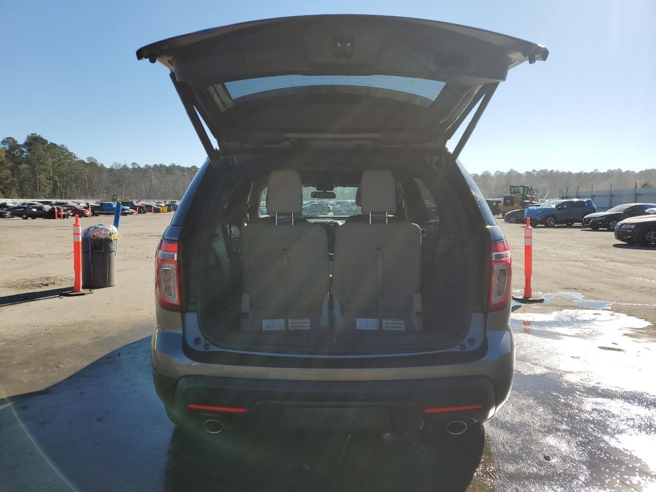 2014 Ford Explorer - Image 6