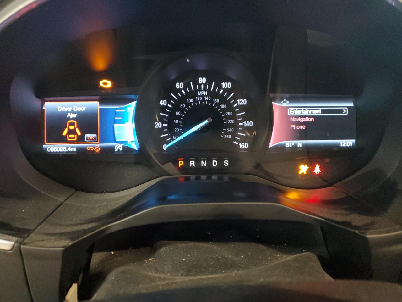 2019 Ford Edge - Image 9