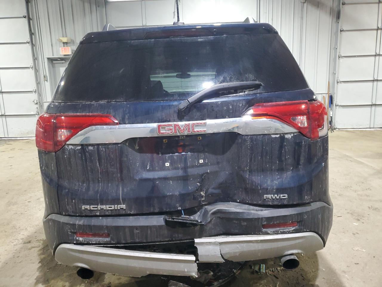 2017 GMC Acadia - Image 6