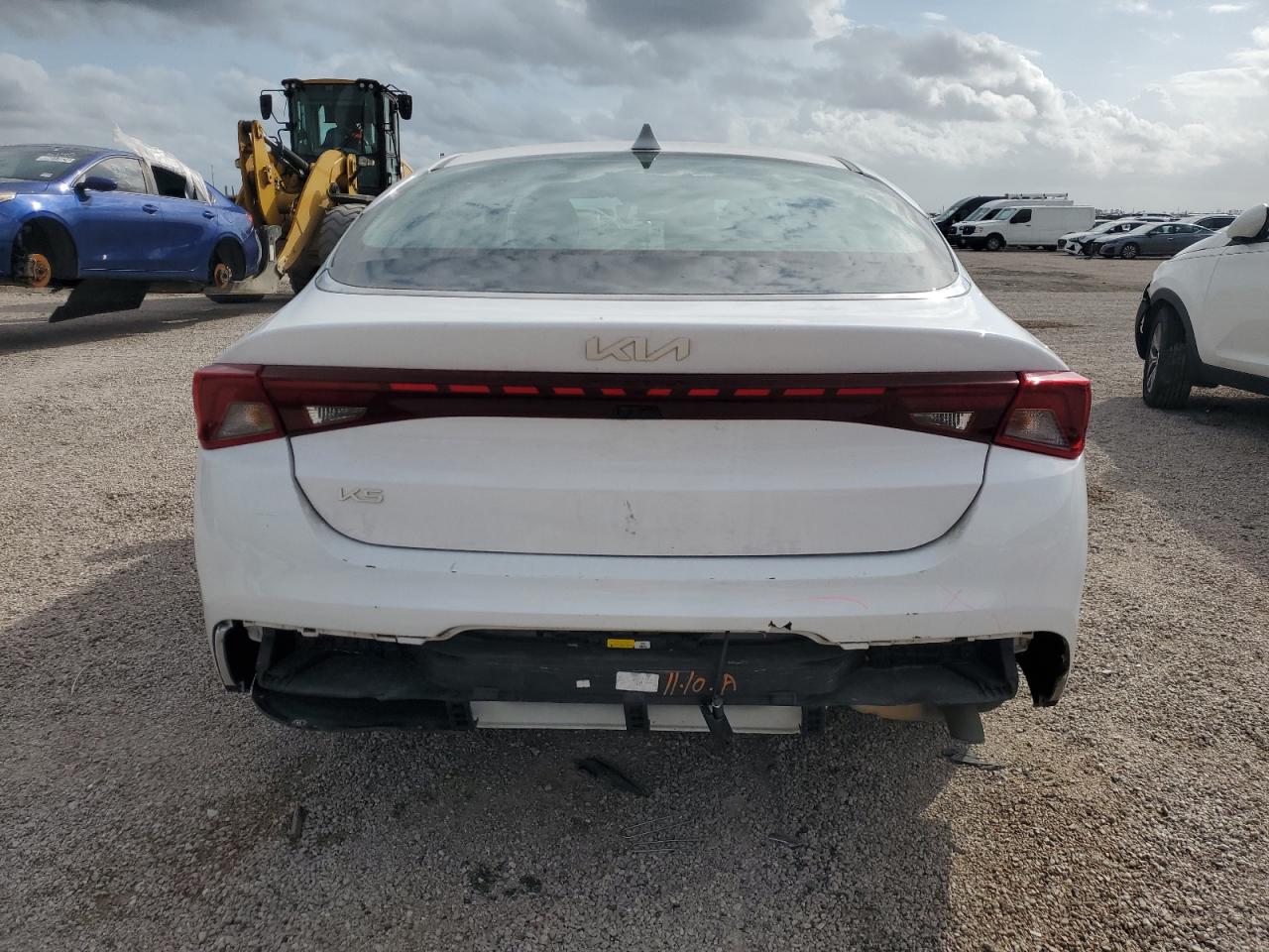 2023 Kia K5 - Image 6