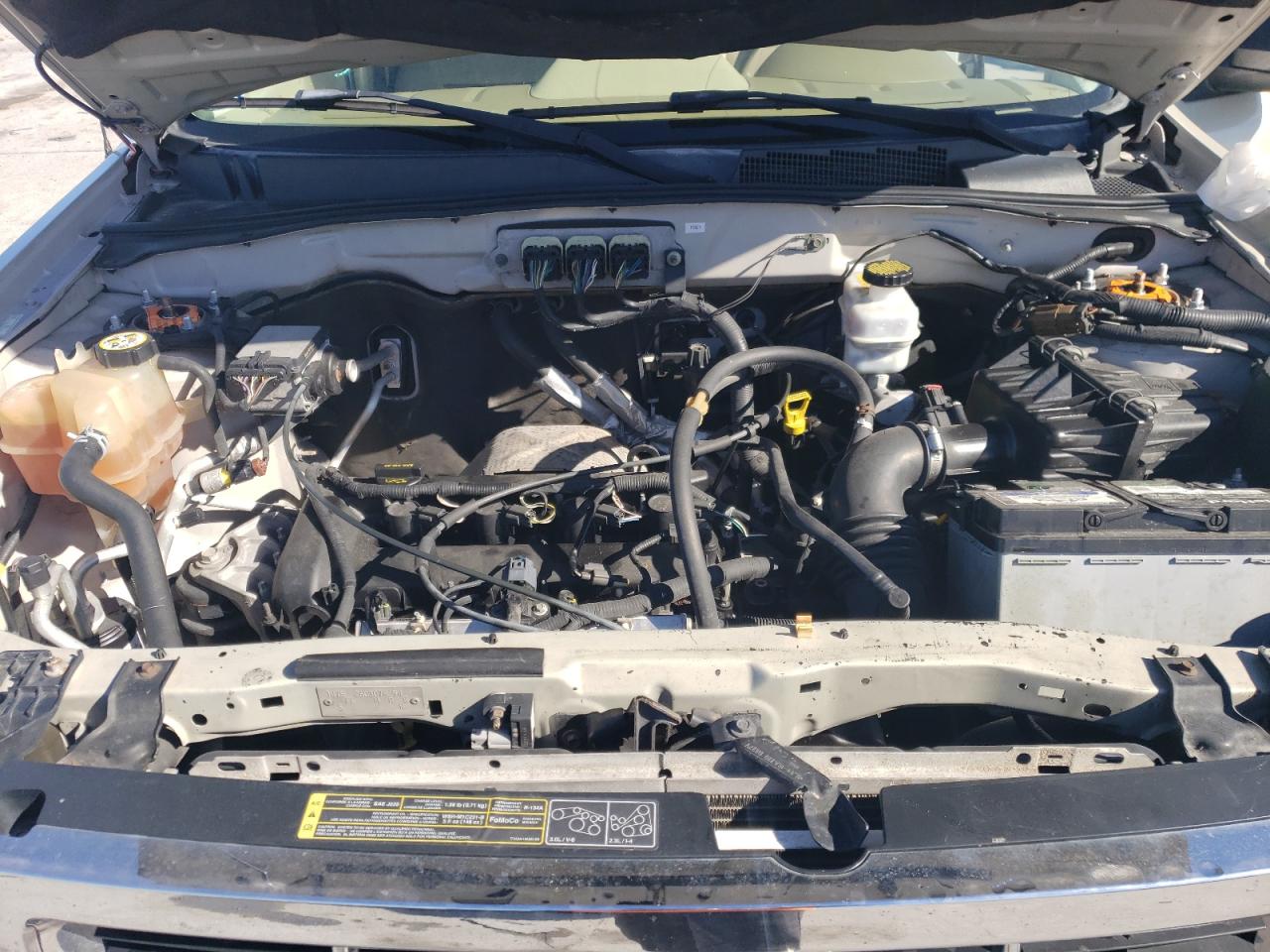 2008 Ford Escape - Image 13