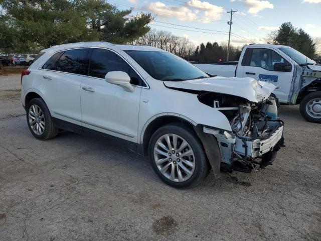  CADILLAC XT5 2018 White