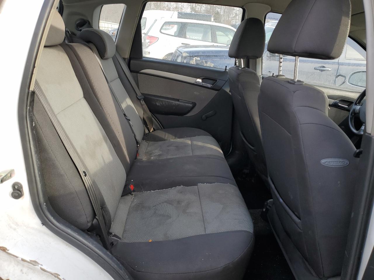 2009 Chevrolet Aveo - Image 10