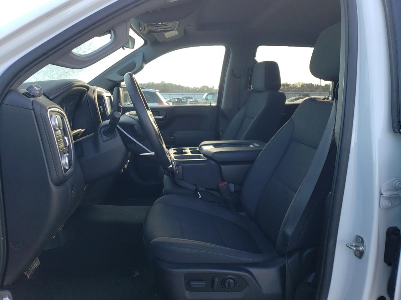 2022 GMC Sierra - Image 7