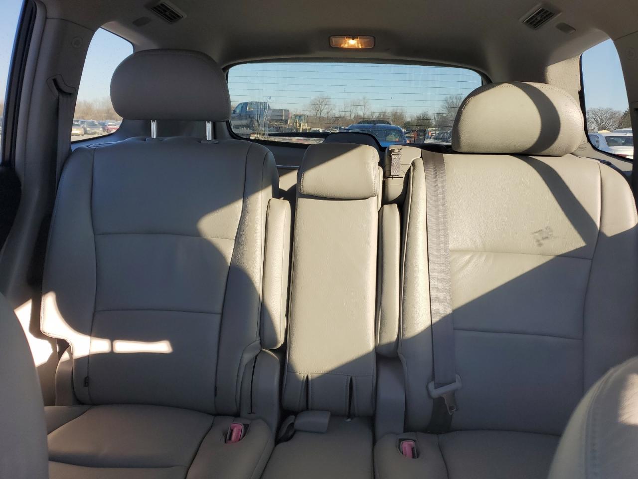 2009 Toyota Highlander - Image 10