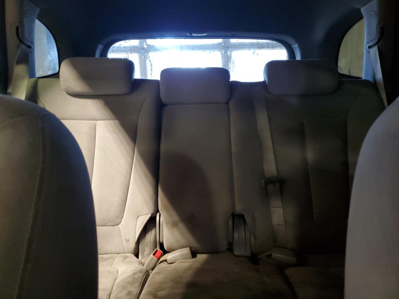 2008 Hyundai Santa Fe - Image 10