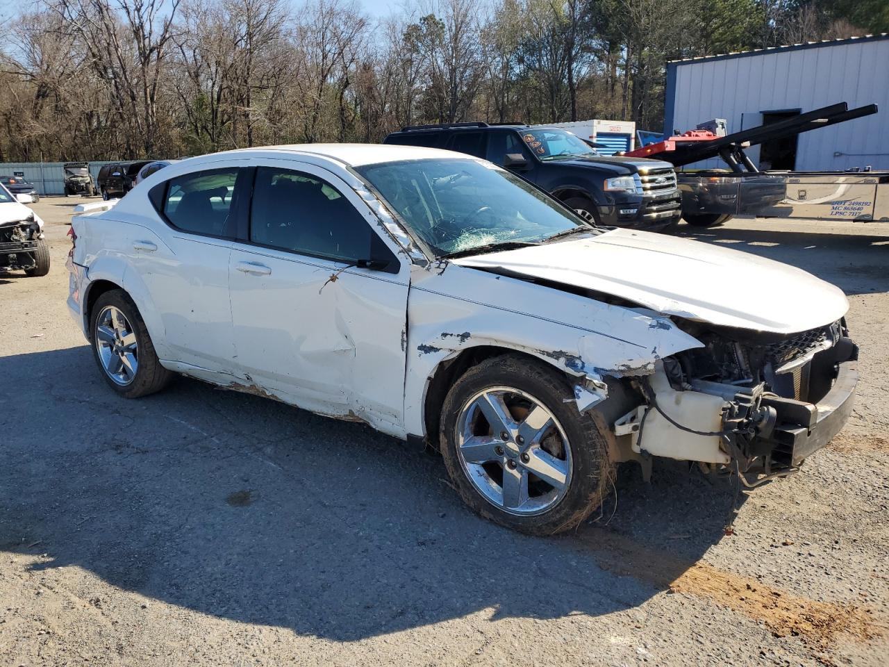 2013 Dodge Avenger - Image 4