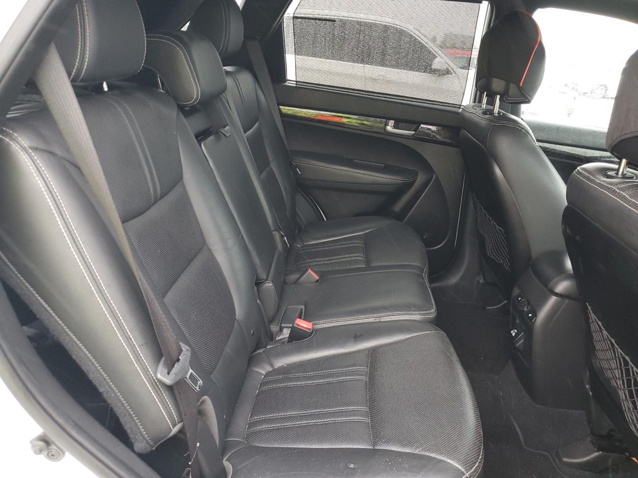 2014 Kia Sorento - Image 11