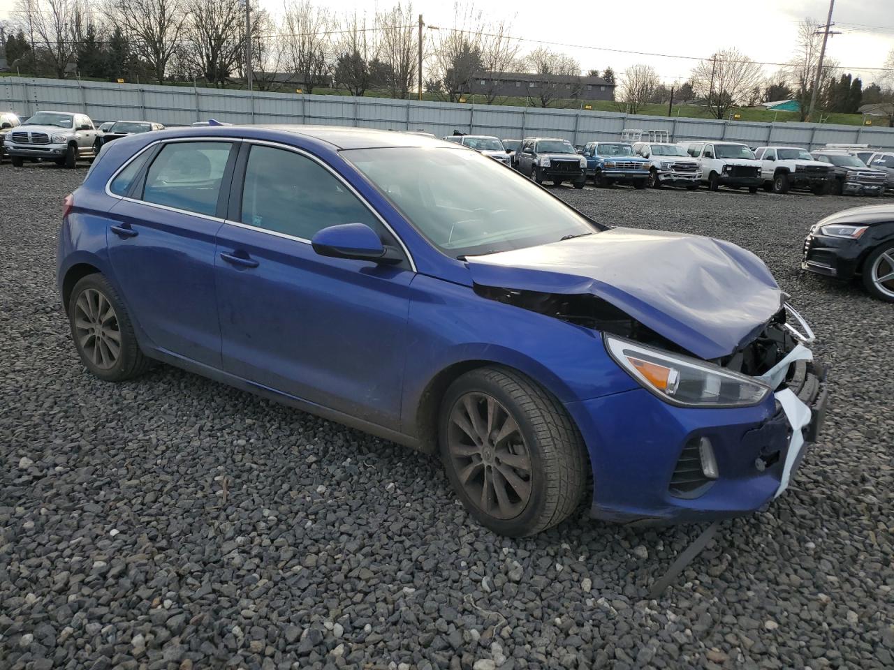 2019 Hyundai Elantra - Image 4