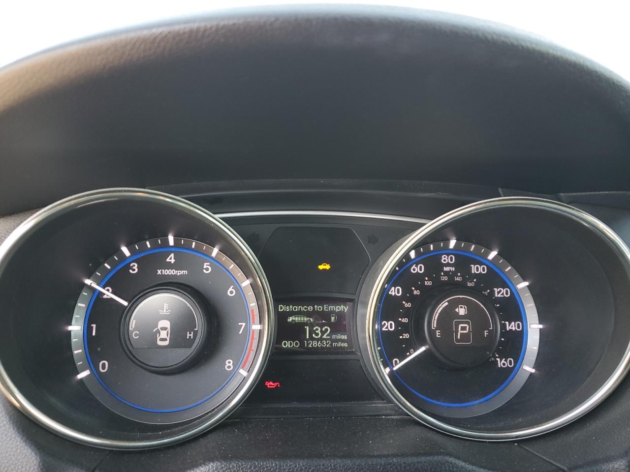 2013 Hyundai Sonata - Image 9