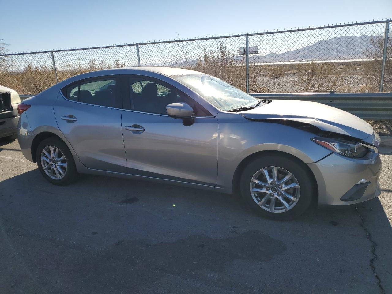 2016 Mazda 3 - Image 4