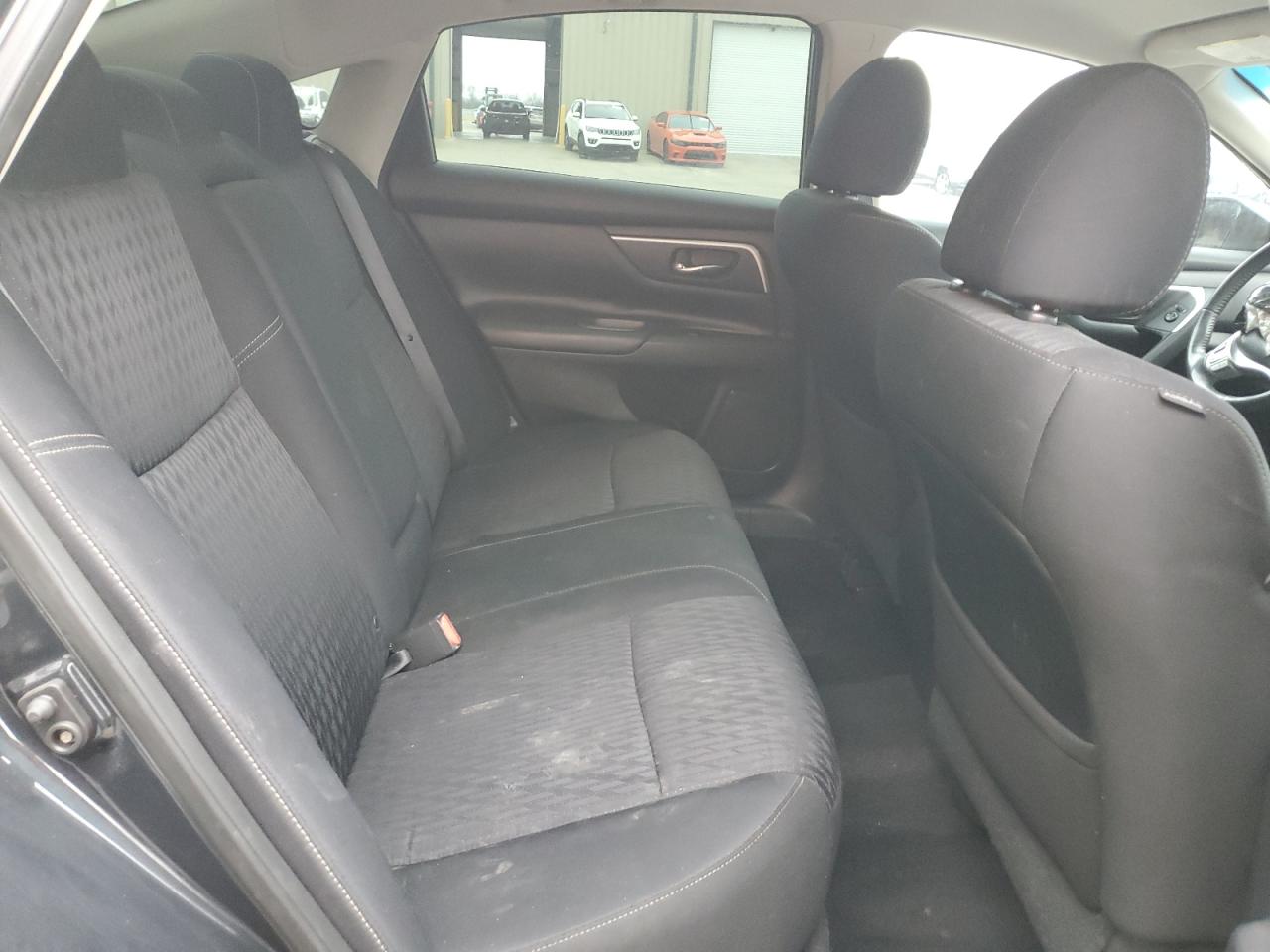 2017 Nissan Altima - Image 10