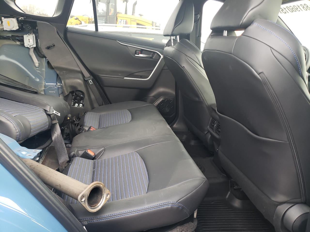 2024 Toyota RAV 4 - Image 11