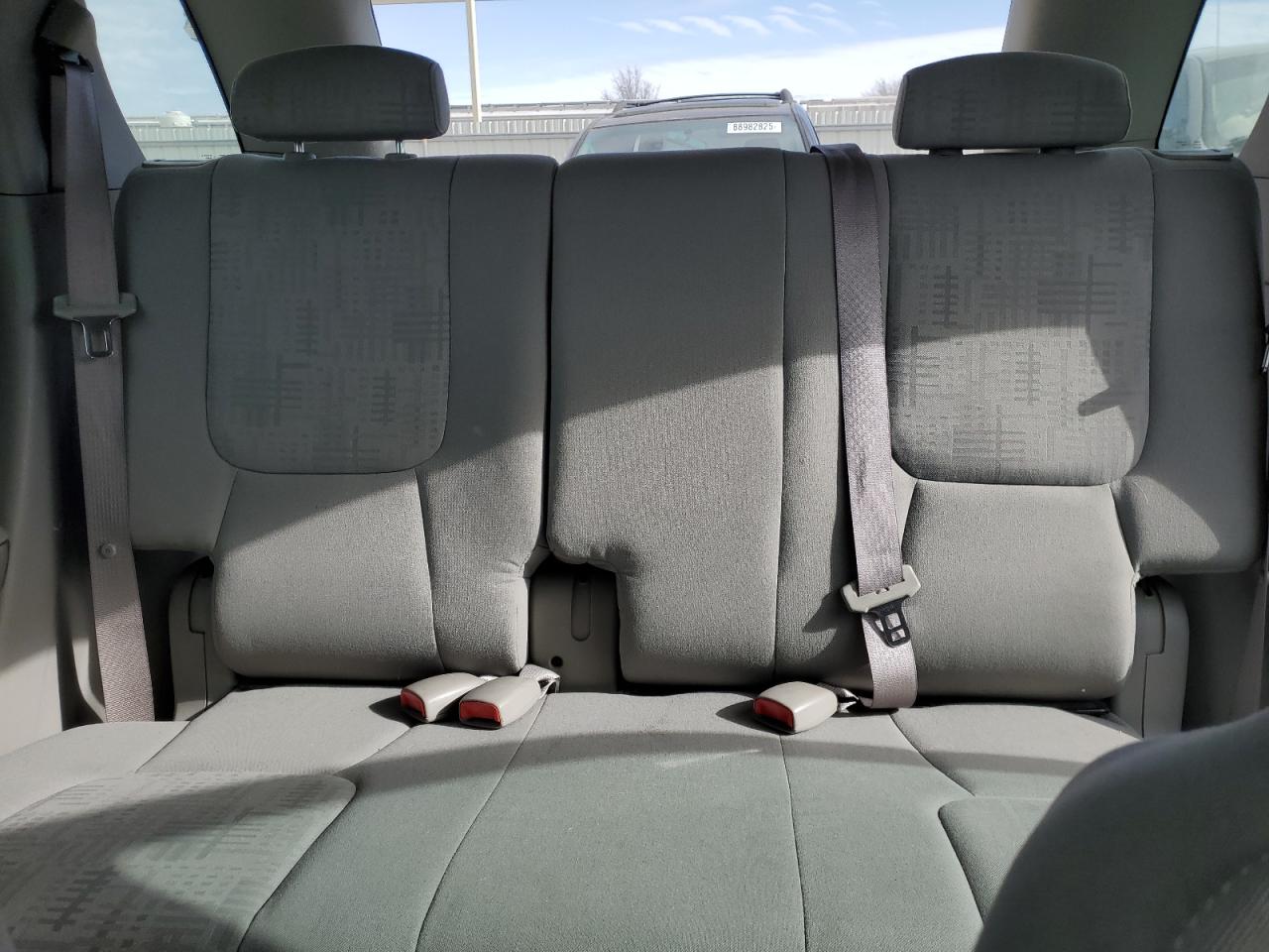 2006 Chevrolet Equinox - Image 10