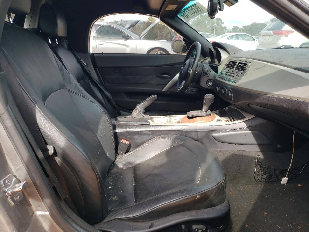 2004 BMW Z4 - Image 10